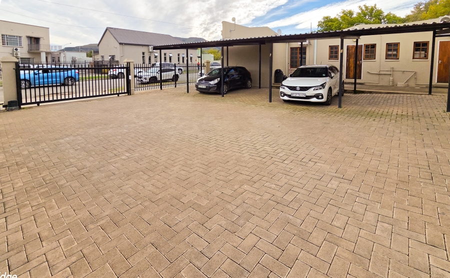 To Let Commercial Property for Rent in Queenstown Central Eastern Cape